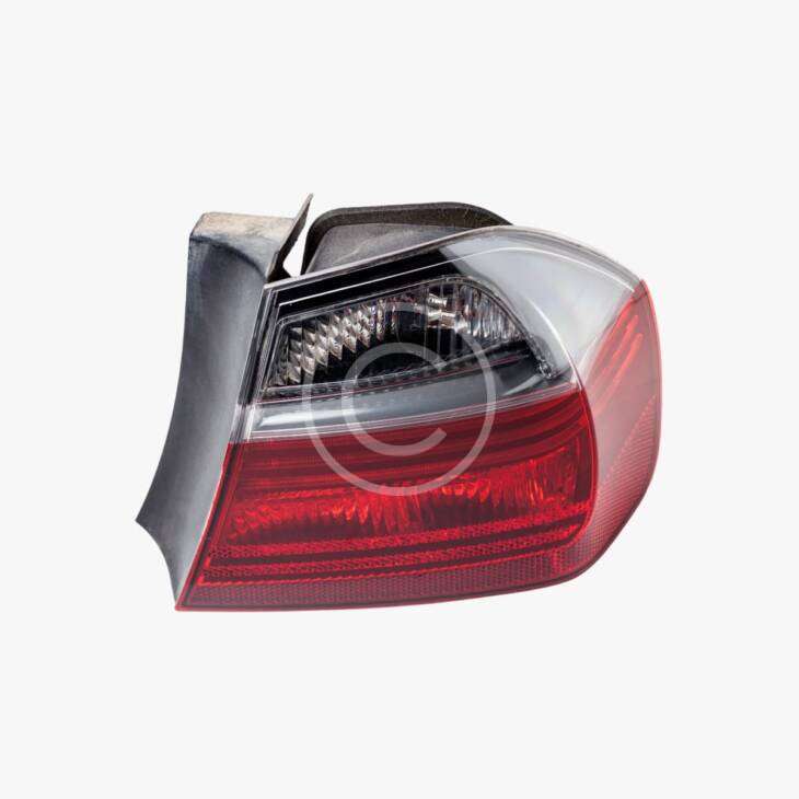 Aftermarket tail lights